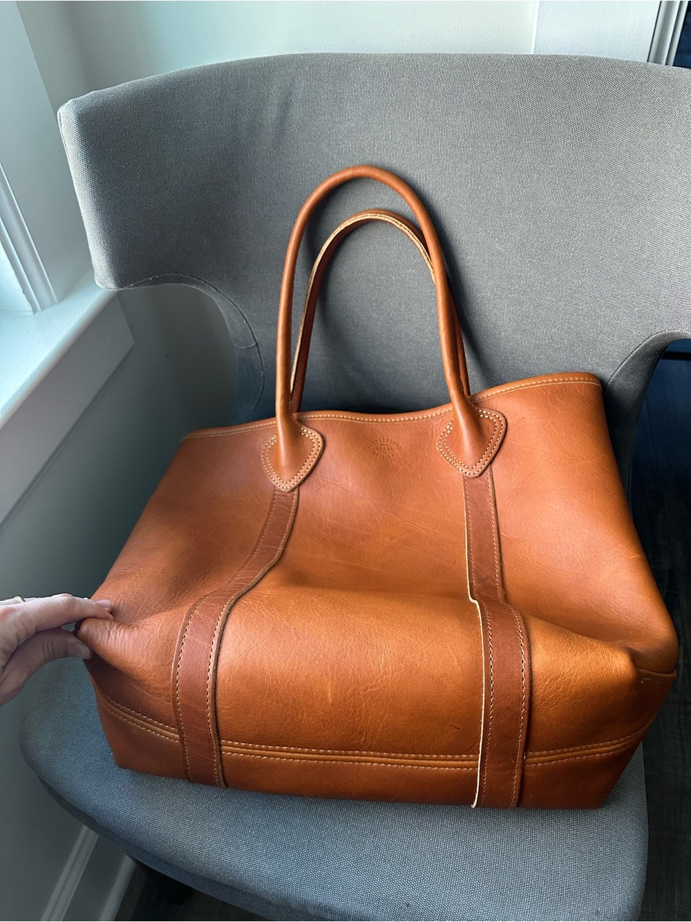 Forest bound LEATHER PASSENGER TOTE IN BROWN - Picture 9 of 11